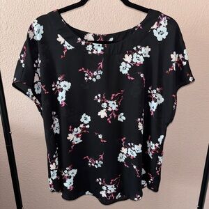 Banana Republic Black Floral Top - Business Casual Office Capsule Basics